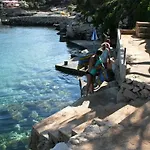 By The Sea Cove Zarace - Gdinj, Hvar - 4598 Apartment