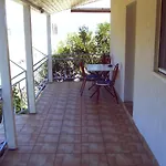 Apartment By The Sea Cove Zarace - Gdinj, Hvar - 4598 *