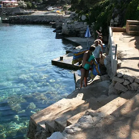 By The Sea Cove Zarace - Gdinj, Hvar - 4598 Apartamento