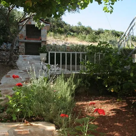 Apartamento By The Sea Cove Zarace - Gdinj, Hvar - 4598 Gdinj