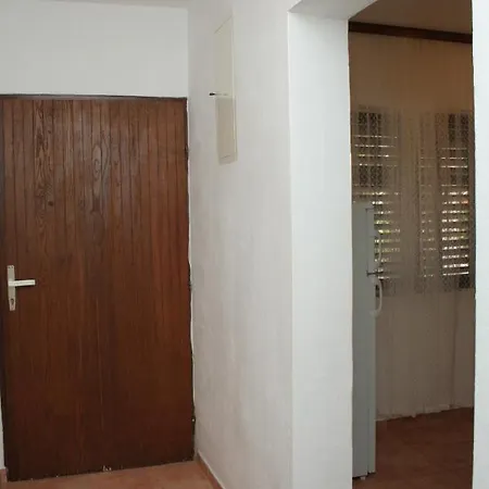 By The Sea Cove Zarace - Gdinj, Hvar - 4598 Apartamento Gdinj
