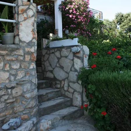 By The Sea Cove Zarace - Gdinj, Hvar - 4598 *