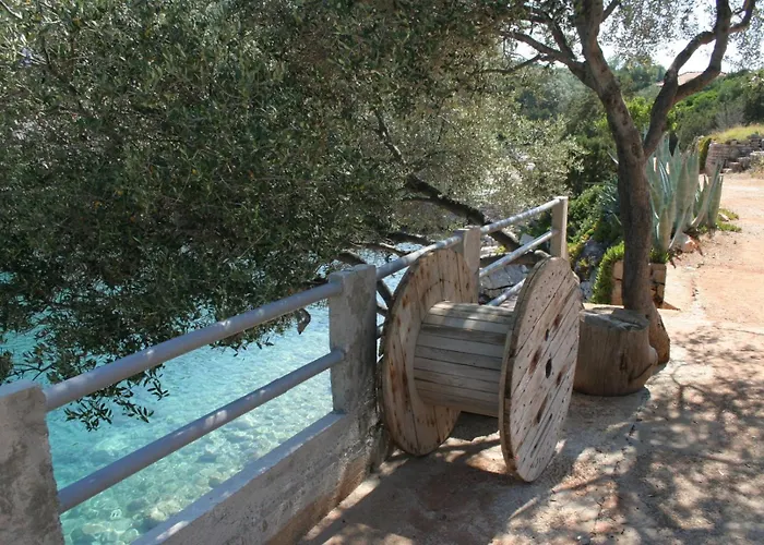 By The Sea Cove Zarace - Gdinj, Hvar - 4598 Apartmán *